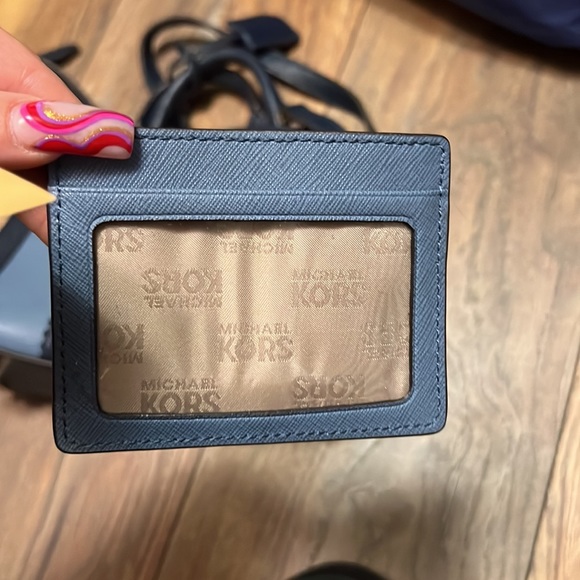 Matching light blue Michael Kors saffiano leather card holder - Picture 4 of 4